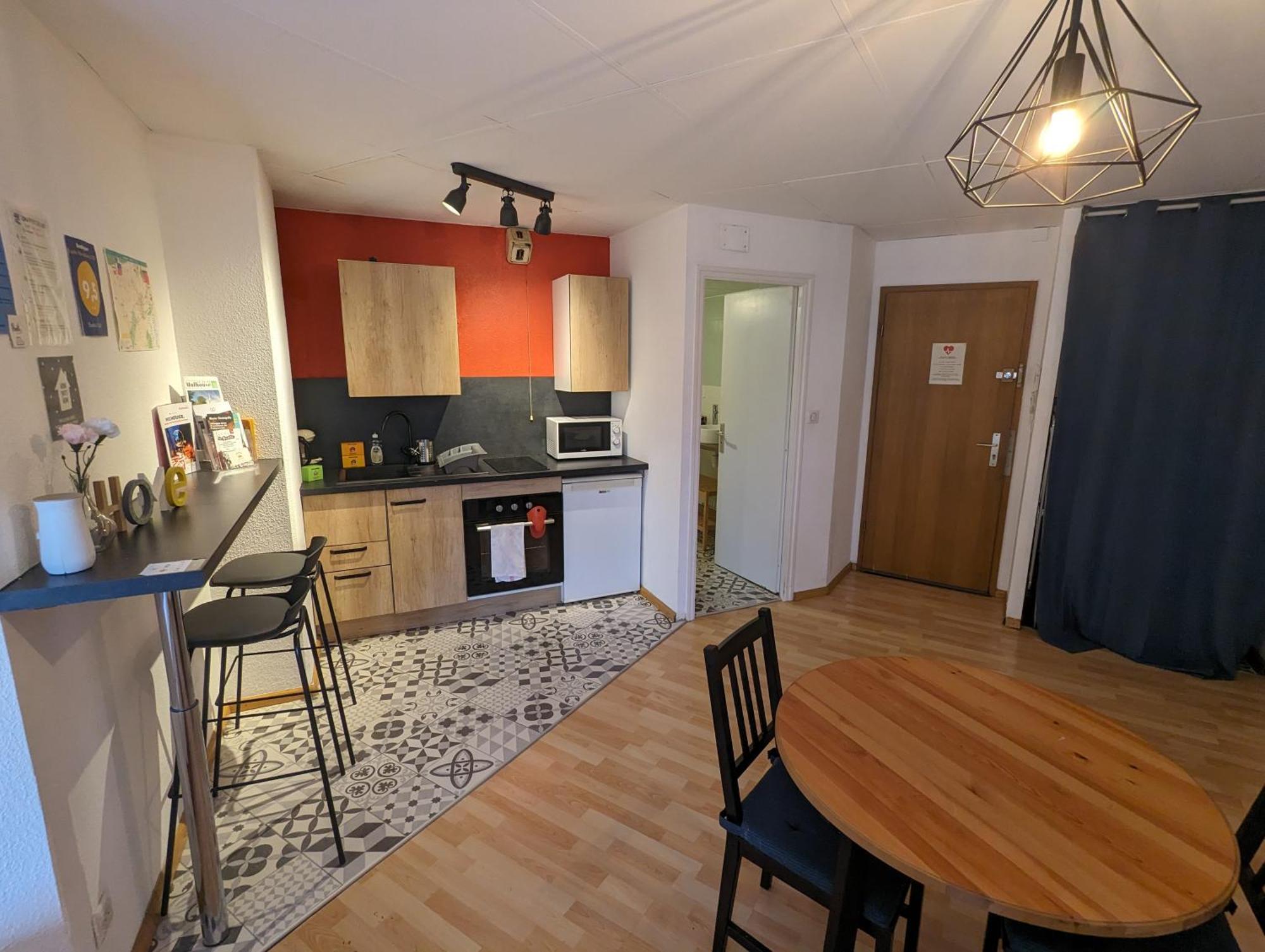 Ton Petit Studio - Le 62 - Coeur De Ville Mulhouse Luaran gambar